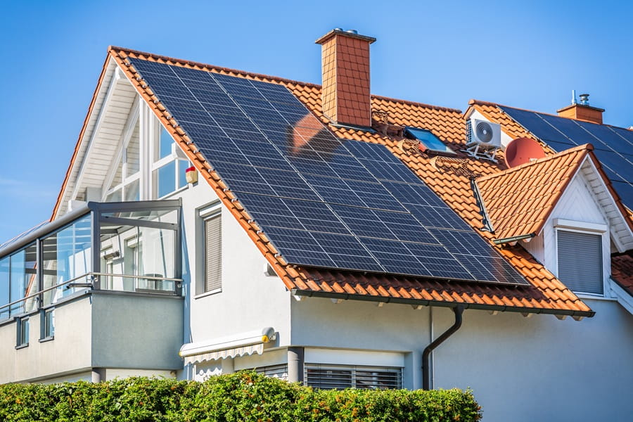 PV-Fassaden planen – mit mäx Solar